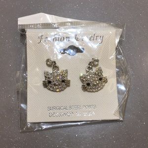 🌕Cute hello kitty sparkly earrings